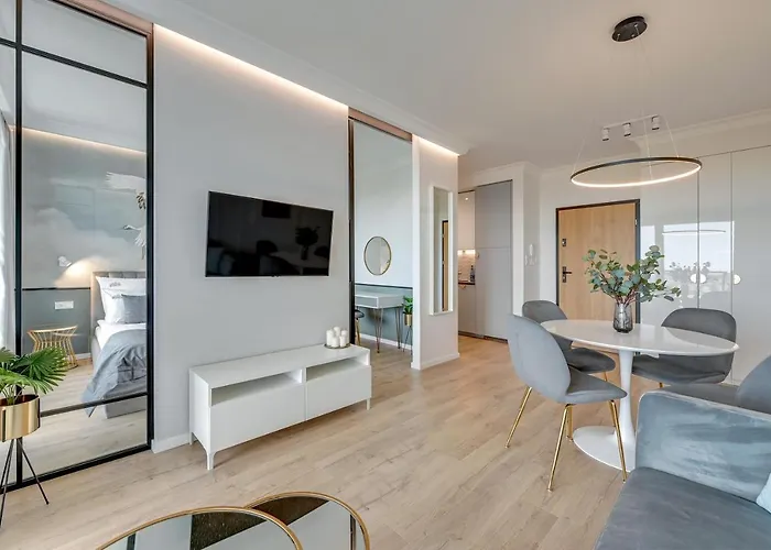 Gdynia Modern Tower & City View By Downtown Apartments
