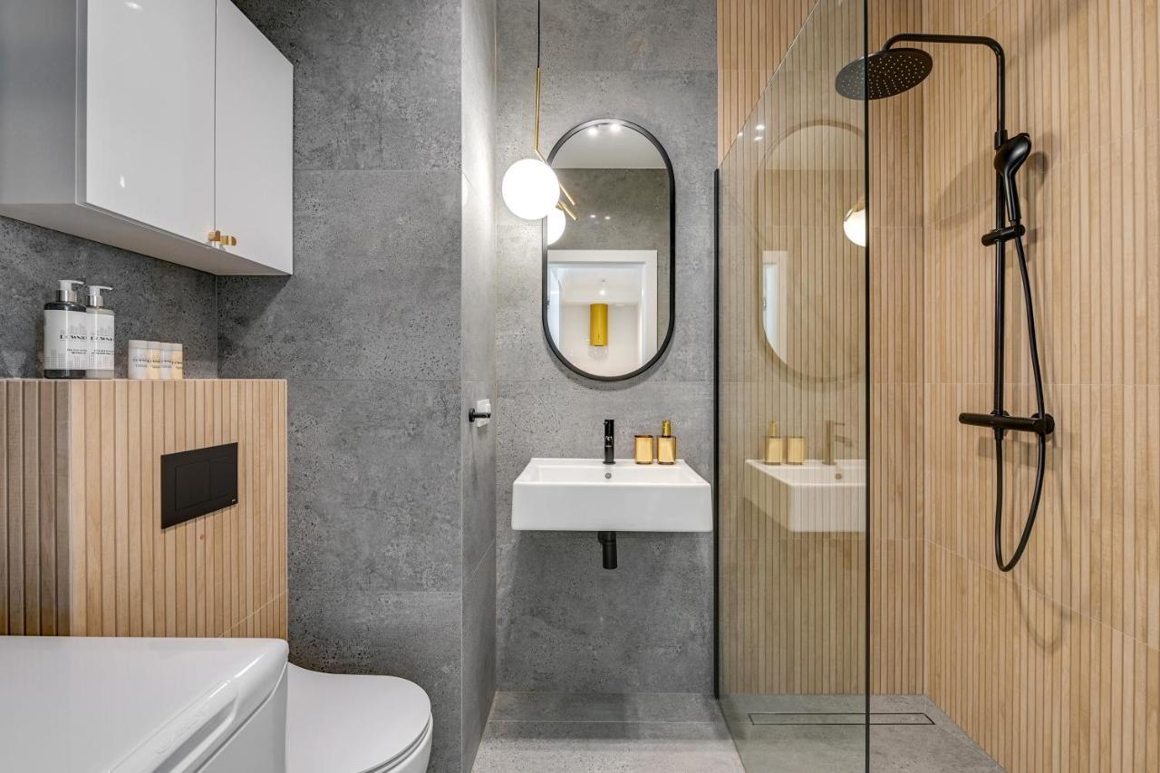 Modern Tower & View By Downtown Apartament *